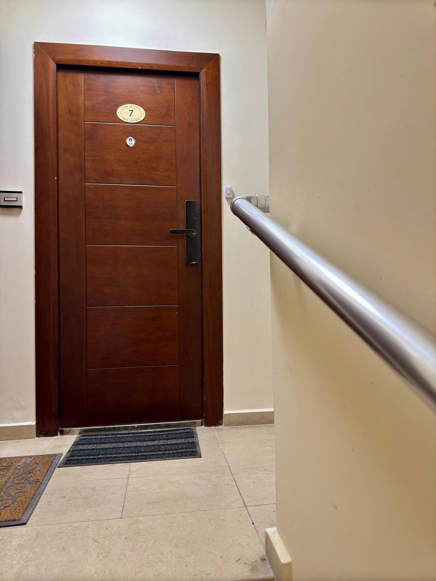 Parkcentral Luxury In City Center 7 Veliko Tarnovo Ngoại thất bức ảnh