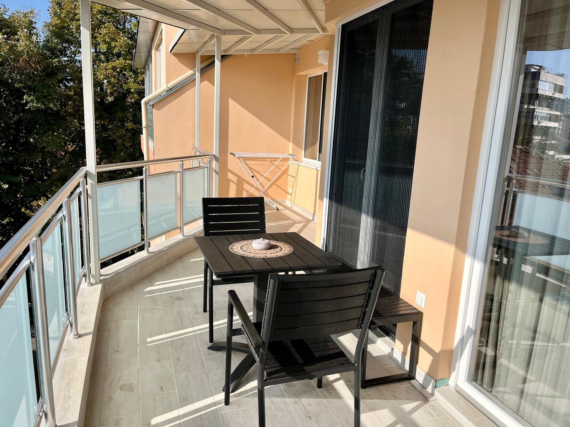 Parkcentral Luxury In City Center 7 Veliko Tarnovo Ngoại thất bức ảnh