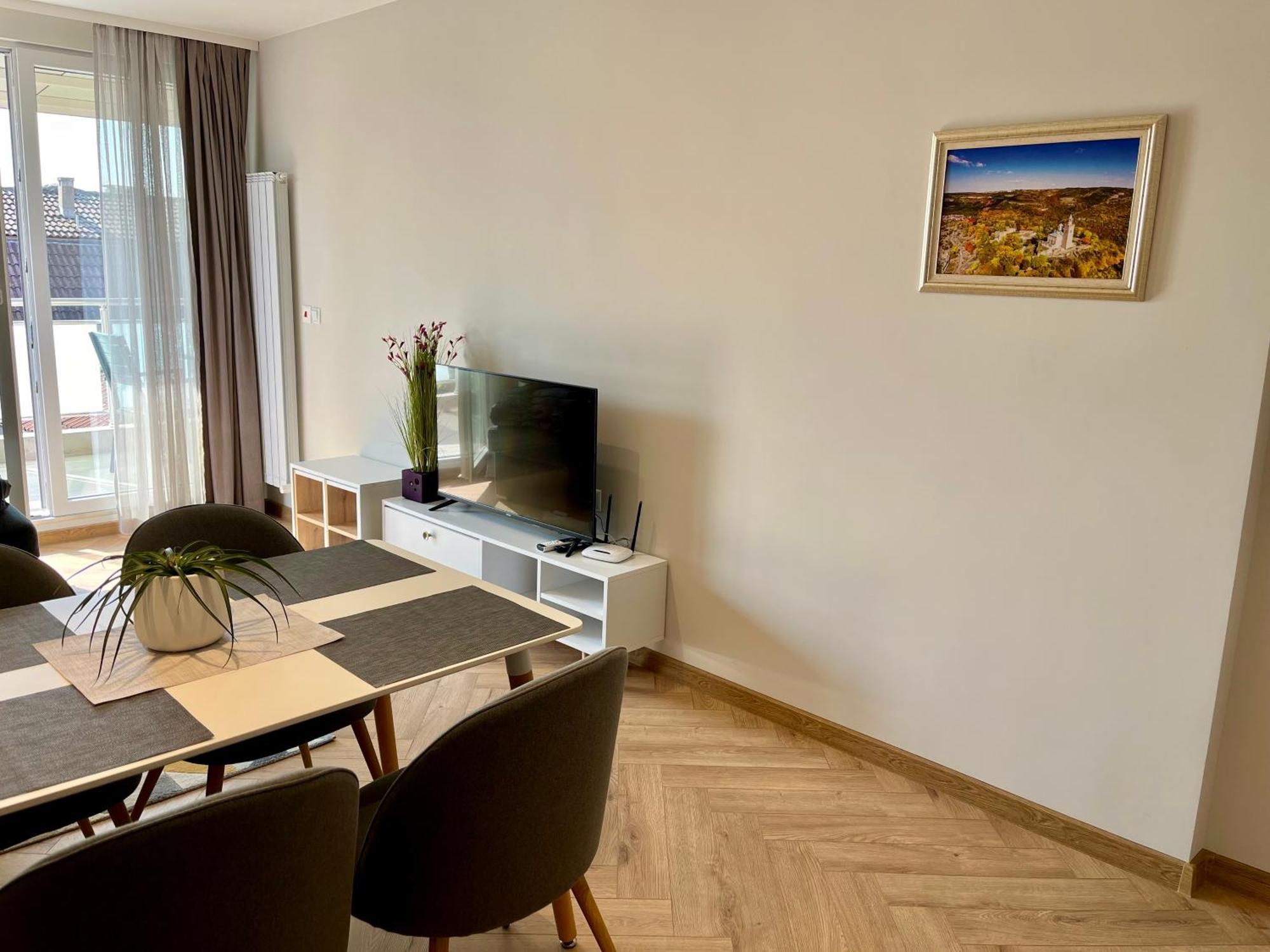 Parkcentral Luxury In City Center 7 Veliko Tarnovo Ngoại thất bức ảnh